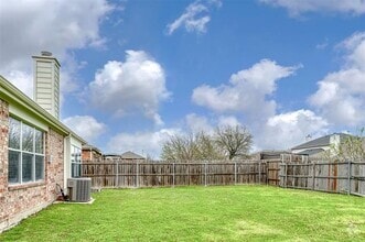 Building Photo - 206 Lakehurst Dr
