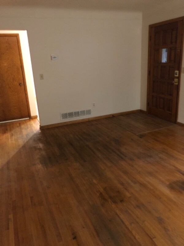 Foto del edificio - 538 Van Buren Ave