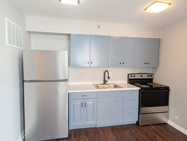 Foto del edificio - 110 Cromwell Pl