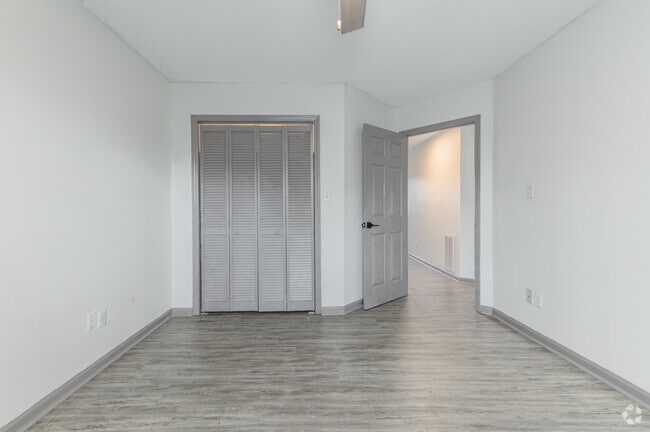 2BR, 1BA - 750SF - Second Bedroom - Arlington Pointe Apartments