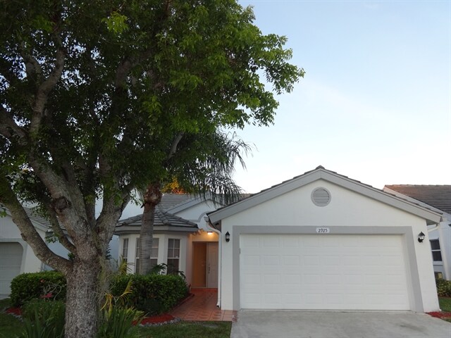 Primary Photo - 2925 Sierra Pine Dr