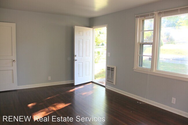 Foto del edificio - 2 br, 1 bath House - 705 Braidwood Drive