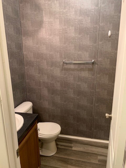Foto del edificio - 457 Windwood Dr