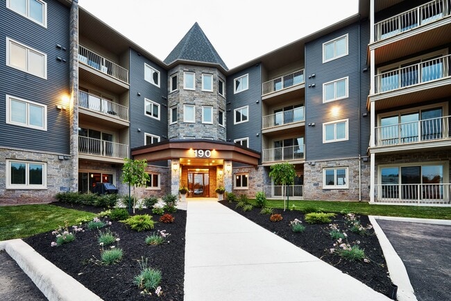 Building Photo - Mapleton Estates Apartments