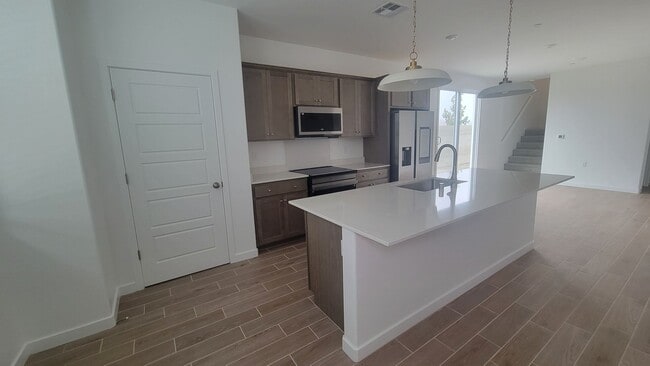 Building Photo - 12533 Camino Glorieta