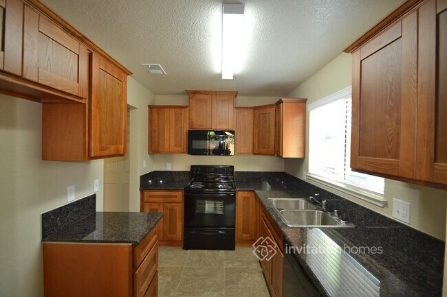 Building Photo - 8172 Essen Way
