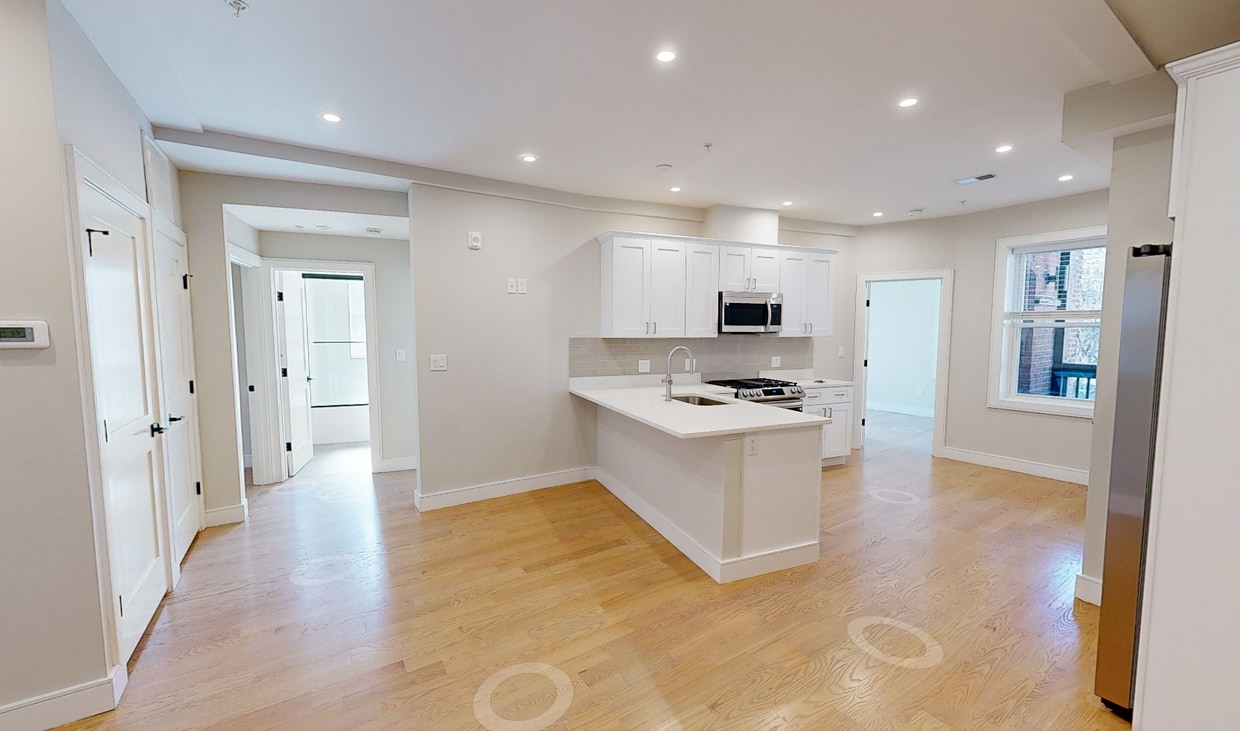 Foto principal - 165 Allston St