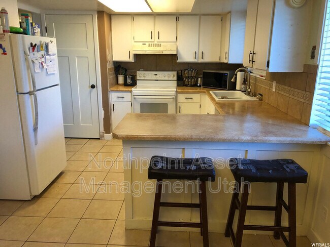 Building Photo - 1183 Dallas St