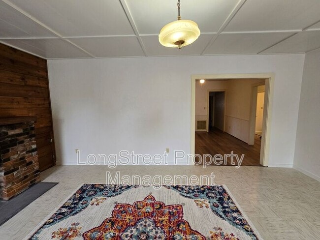 Building Photo - 513 NW 19th St