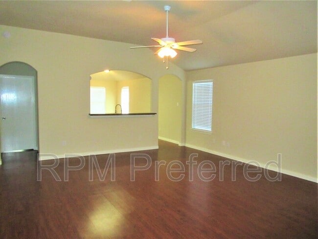 Building Photo - 21226 Wortham Oaks Dr