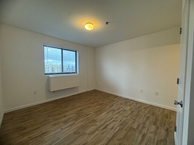 Foto del edificio - 3104 31st Ave
