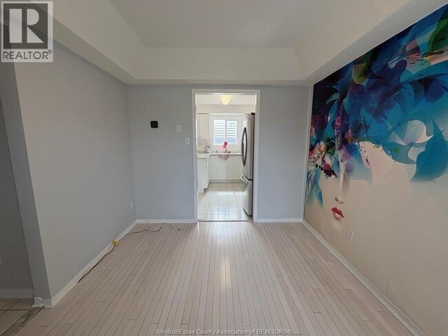 Building Photo - 983 Peach Blossom Crescent