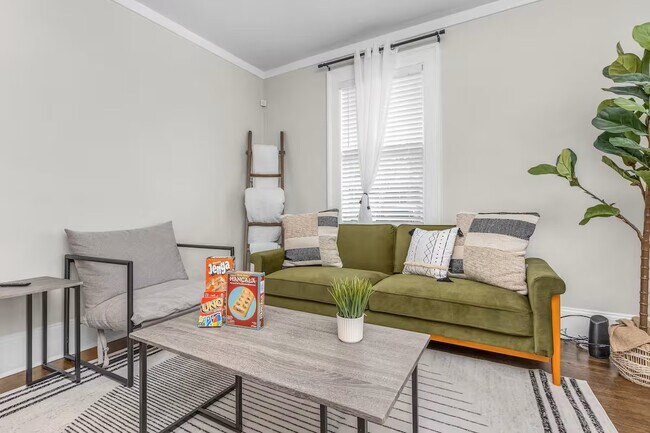Foto del edificio - Contemporary Cove Duplex