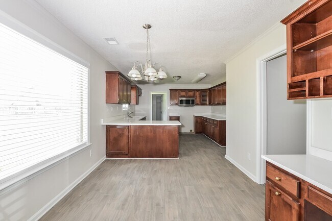 Building Photo - 8267 Post Creek Cove