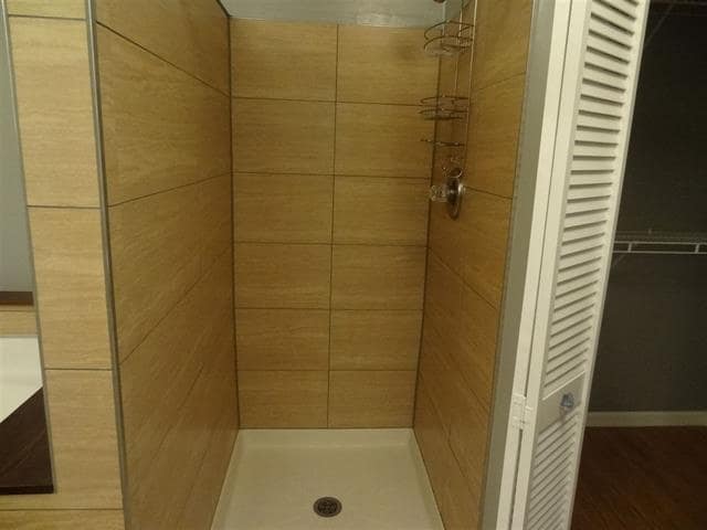 Foto del edificio - 7312 Ridge Edge Ct