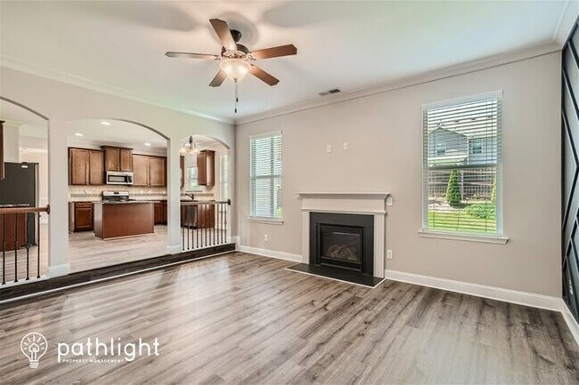Foto del edificio - 428 Windy Brook Court, Lawrenceville, GA, ...