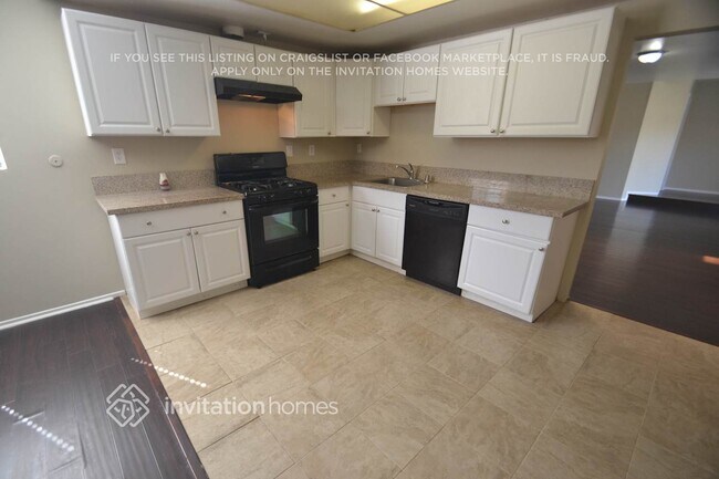 Foto del edificio - 12761 Harlow Ave