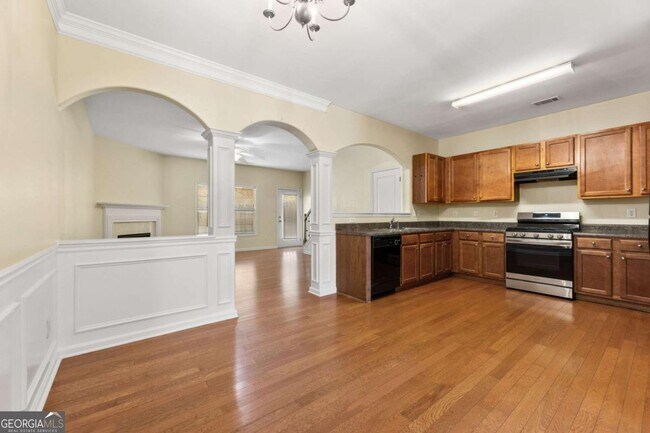 Foto del edificio - 6210 Elmshorn Way