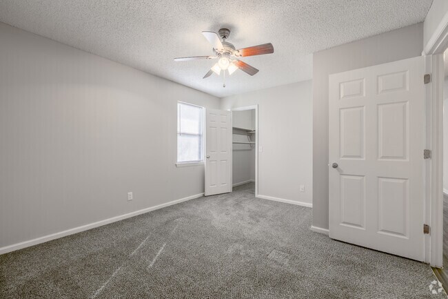 2 habitaciones, 1 baño - 940 pies cuadrados - Dormitorio - Fulwood Pointe