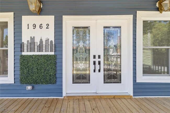 Building Photo - 1962 W 96th St