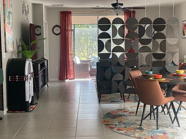 Foto del edificio - 7249 W Lenox Cir