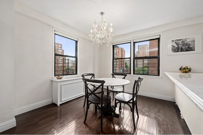 Foto del edificio - 201 East 21st Street