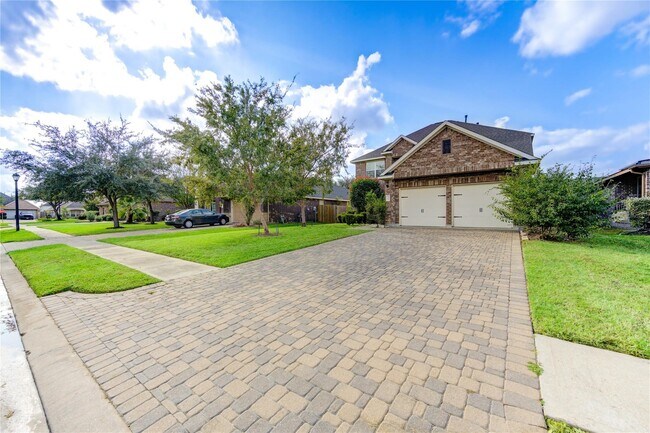 Foto del edificio - 15615 Lavender Bay Ln