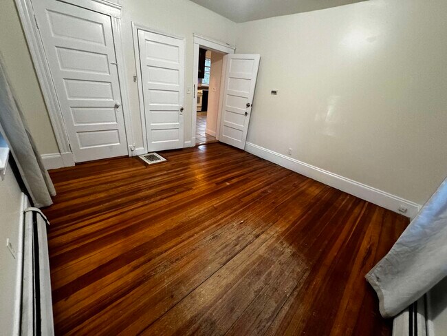 Foto del edificio - 26 Holworthy Pl