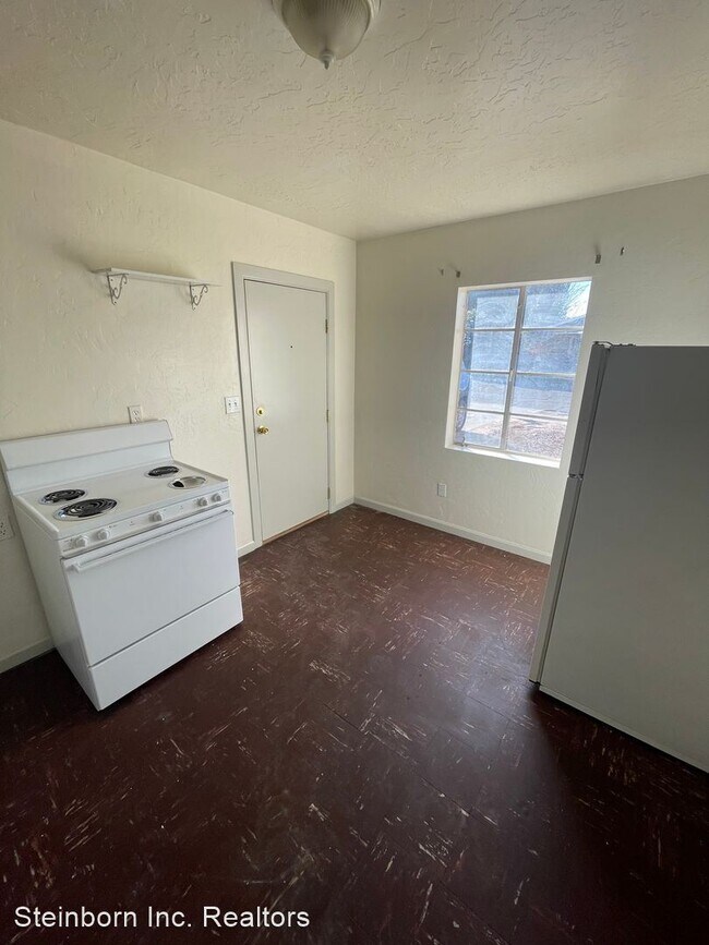 Building Photo - 3 br, 2 bath House - 1305 Branson Ave
