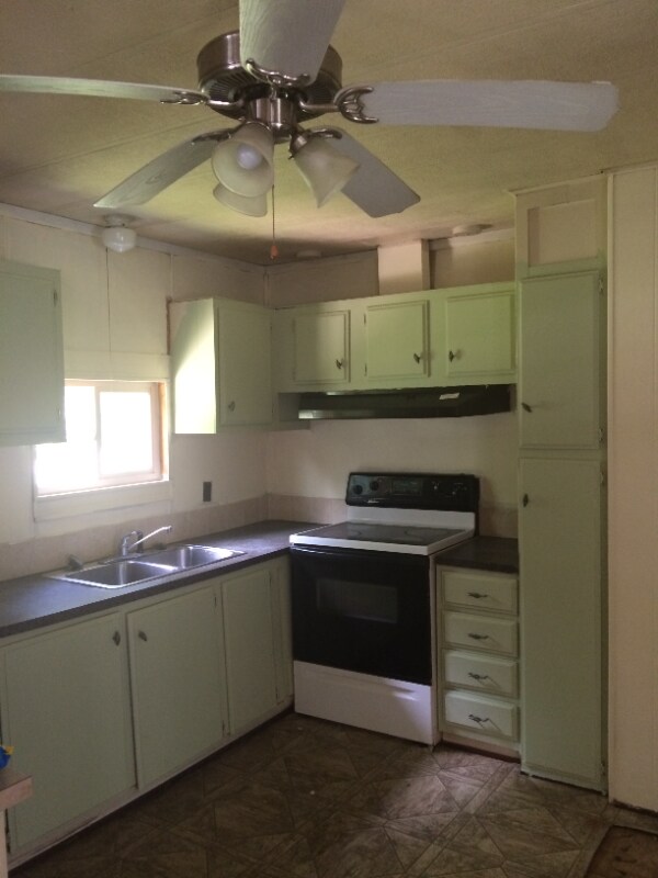 Building Photo - 61 Dosch Ln