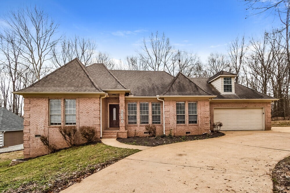 Primary Photo - 2620 Elm Creek Rd