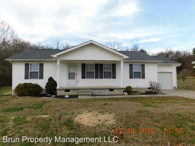Foto del edificio - 3 br, 2 bath House - 18811 Martel Rd.