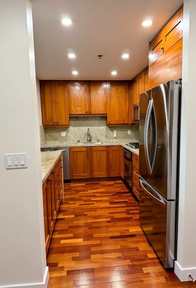 Foto del edificio - 700 W Harbor Dr