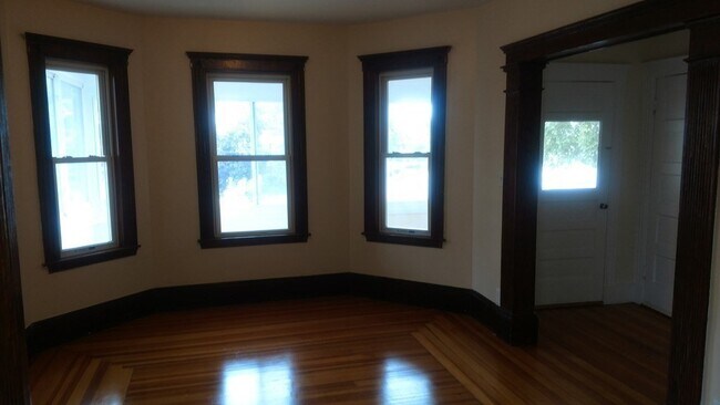 Foto del edificio - 26 Marion Rd