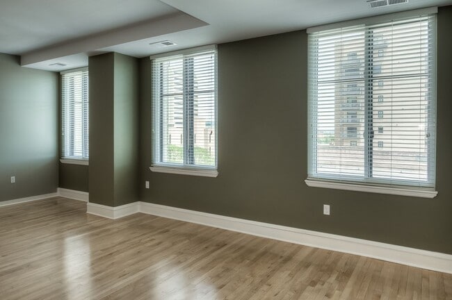 Interior Photo - The Barker — Downtown Omaha at Your Doorstep
