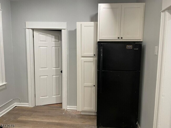 Foto del edificio - 219 Liberty Ave