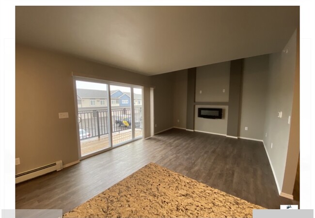 Building Photo - 1286 Lear Ln