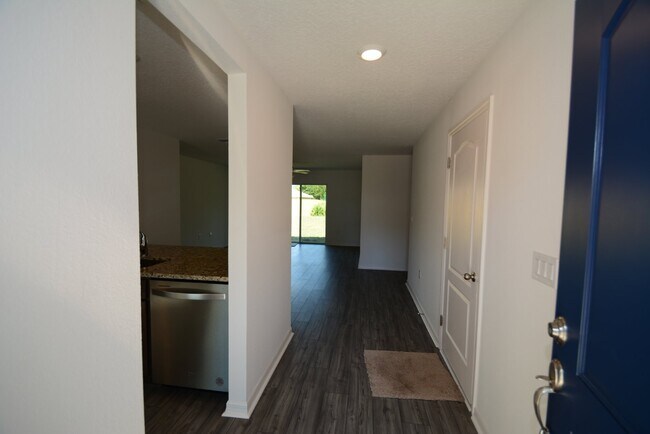 Building Photo - BUILT 2021! Home 3/2