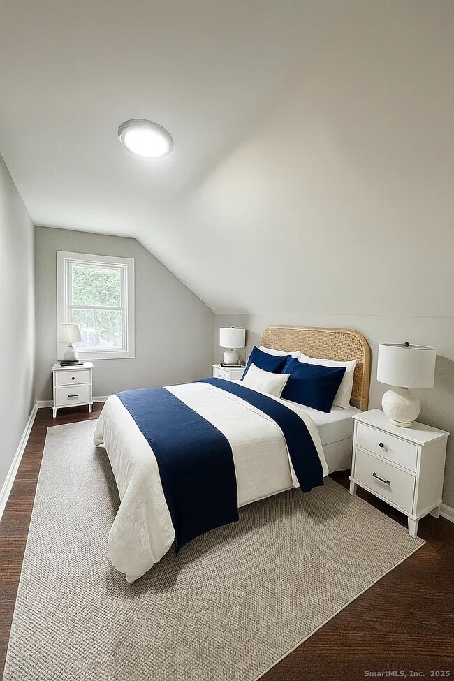 Building Photo - 55 Ownly Ave