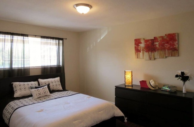 Foto del edificio - 4359 Walker Ln