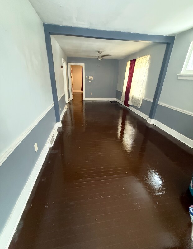 Foto del edificio - 7316 Park Dr