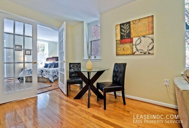Foto del edificio - 1438 Meridian Pl NW