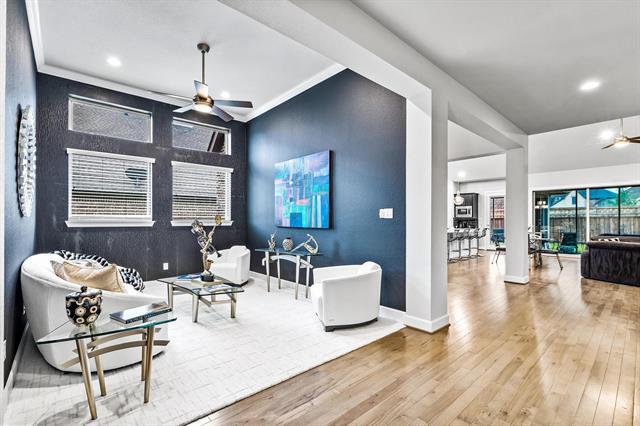 Building Photo - 1208 Rendon Pl