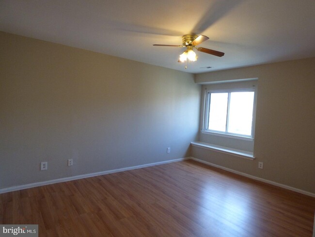 Building Photo - 808 Britton Pl