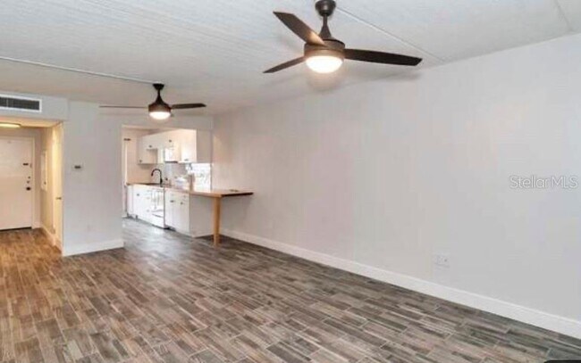 Foto del edificio - 4435 1st St NE