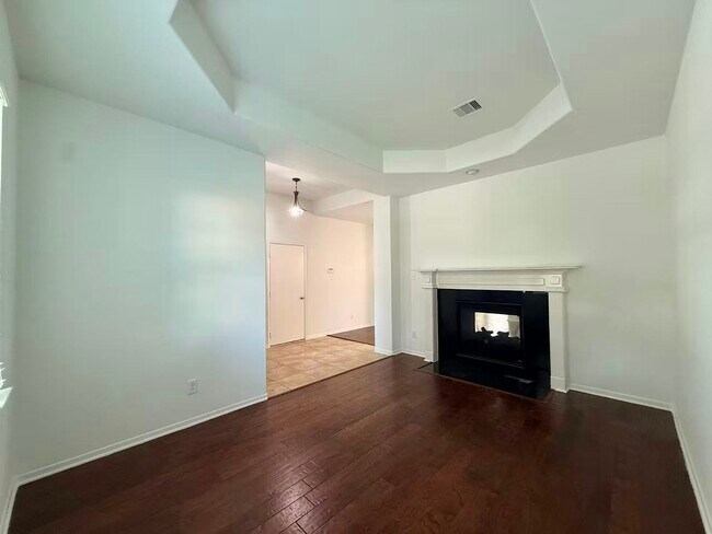 Foto del edificio - 2814 Ridgeglen Ln