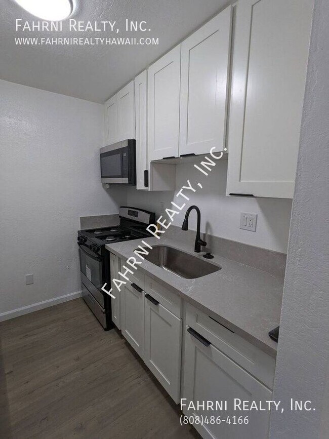 Building Photo - 87-134 Helelua St A-102-