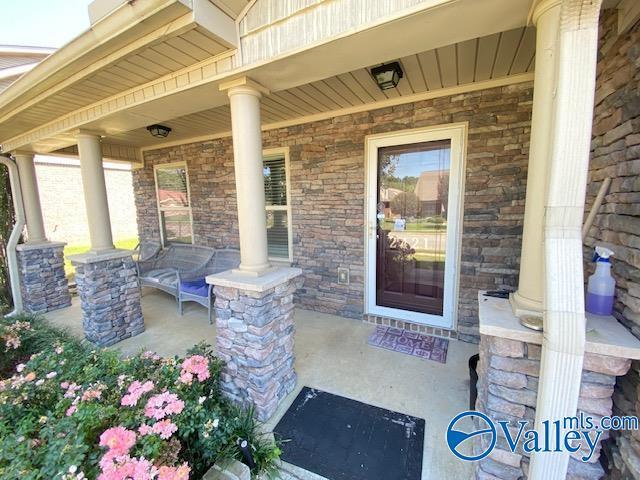 Building Photo - 2421 Bell Manor Dr SW