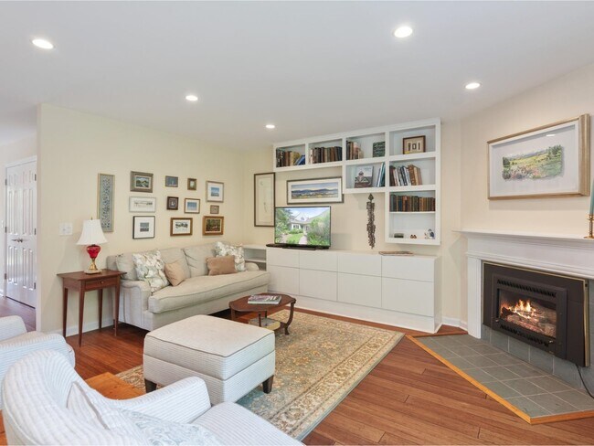 Foto del edificio - 133 Covington Ln