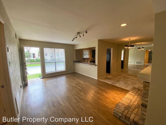 Building Photo - 4047-4049 Herschel Ave